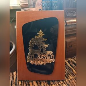 Vintage MCM wood brass plastic wall plaque winter scene holiday deer 🦌